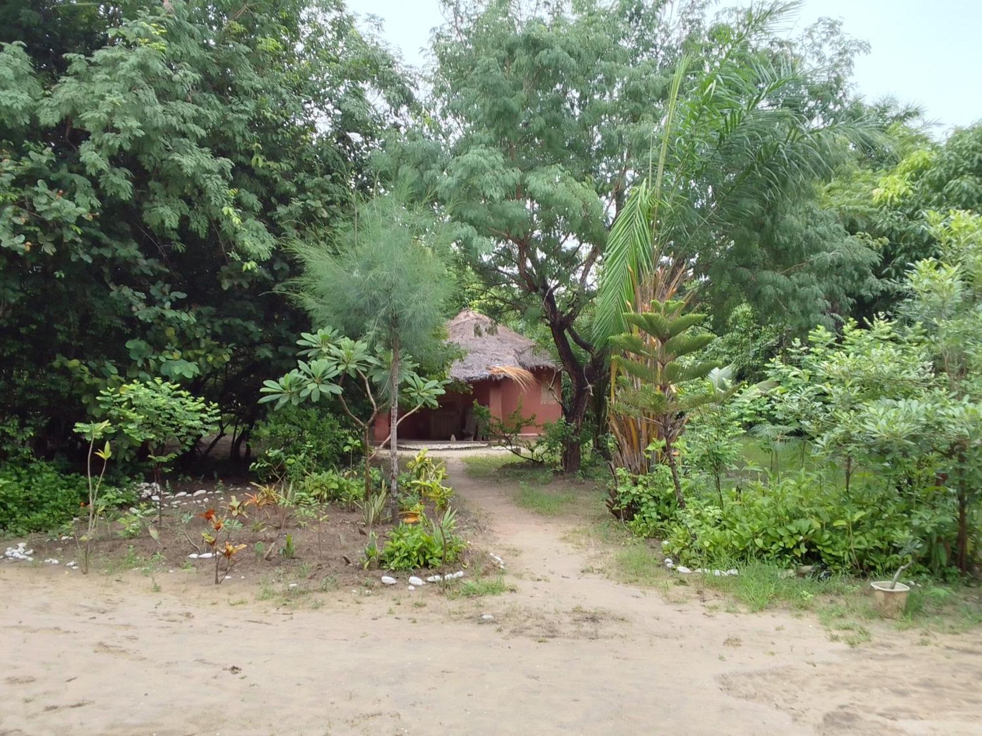 AbéméLittle Baobab住宿加早餐旅馆 外观 照片